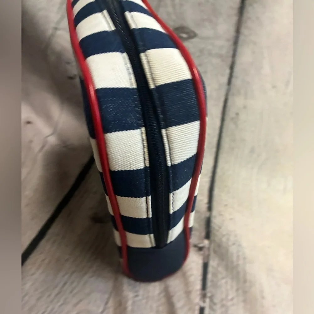 Bath and Body Works Flower Strips Cosmetics Case Red White Blue Women’s Mini Bag